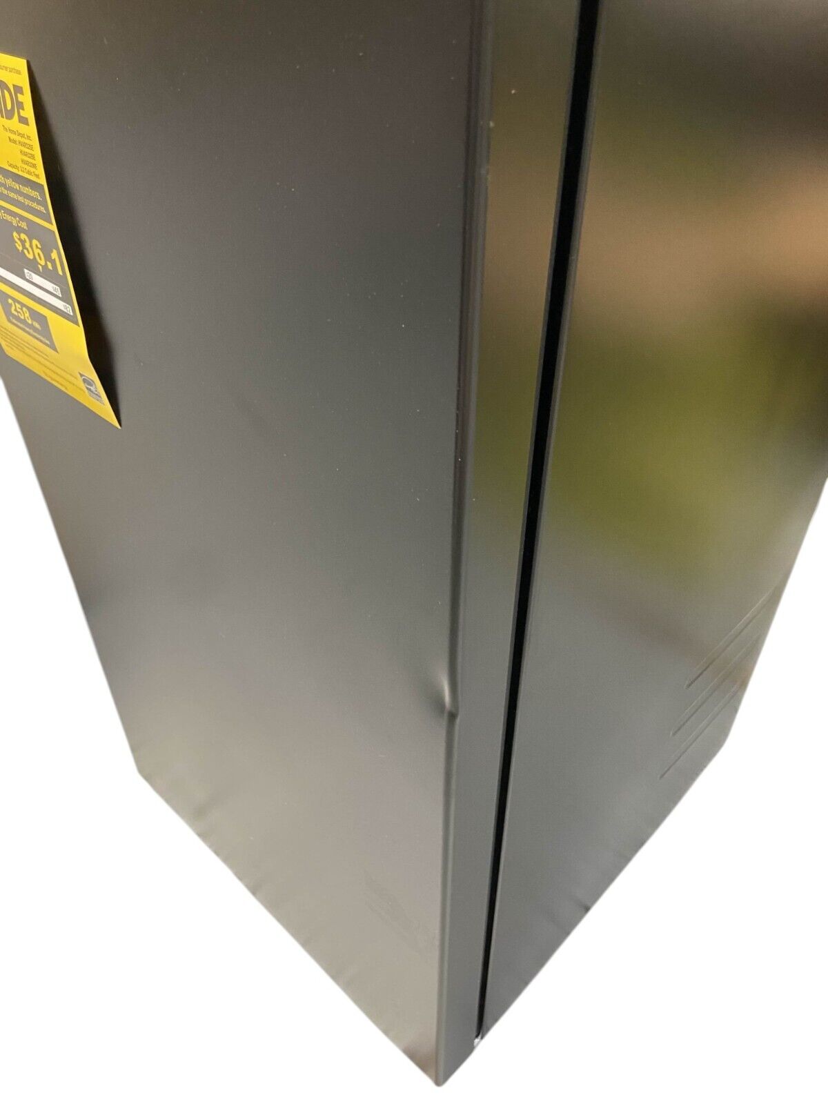 VISSANI 3.2 cu. ft. Mini Refrigerator in Black, Energy Star - HVAR32BE (Dented)