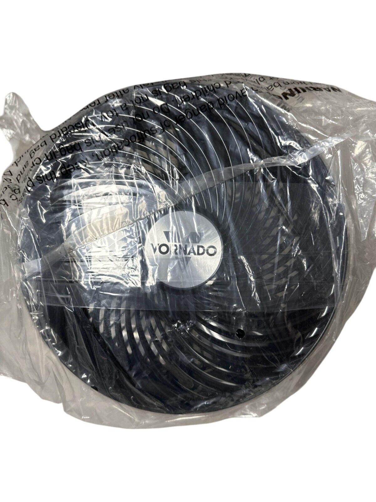 Vornado 660 Large Whole Room Air Circulator Fan 4 Speeds CR1012106- Open Box